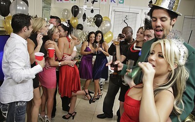 Francesca Le and Veronica Rayne in In the year twenty-0-nine from 