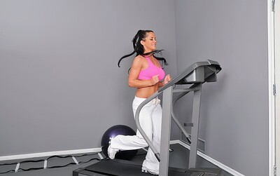 Savannah Stern in Aero-BOOB-ic Workout from 
