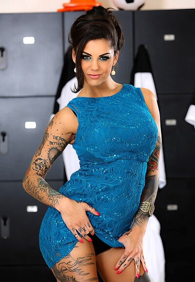 Bonnie Rotten in Take Three For The Team from
