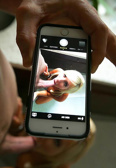 Jordan Ash and Tasha Reign in Let Me Take A Brazzers Selfie from