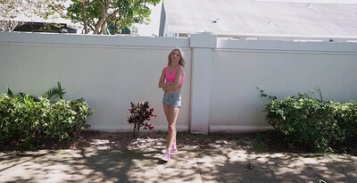 Leo Valentino and Parker Sims in Blonde Pussy Joyride from