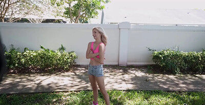 Leo Valentino and Parker Sims in Blonde Pussy Joyride from
