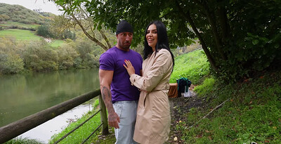 Kira Queen in Queen's Sexual Escapade from