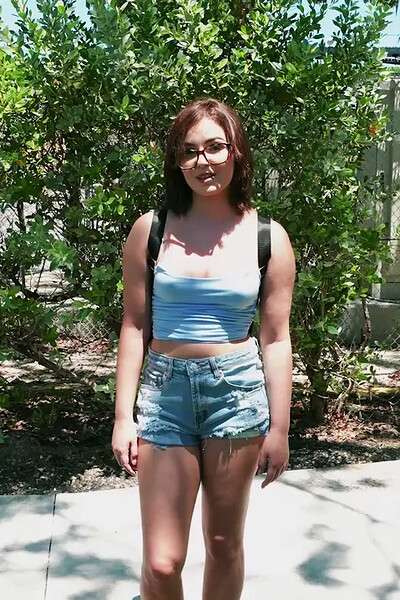 Shorts Porn Pics