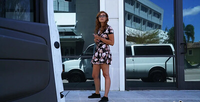Kadence Marie in Helping Out An Out Of Towner from