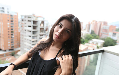 Mia Wright in Hot Colombian Chick Wants To Be A Model from 
