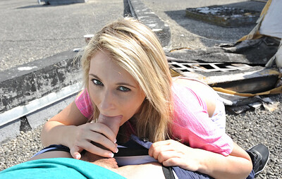 Lilly Banks in Even brand new blonde amateurs give amazing head from 