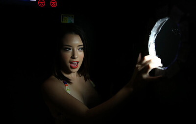 Daisy Summers in Daisy Summers Does the Glory Hole from