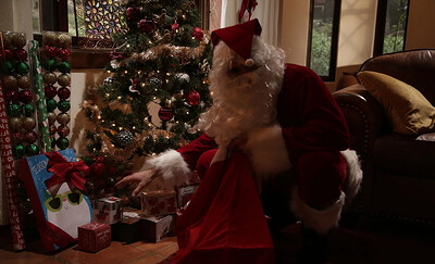 Anny Aurora in Santa Claus is cumming on Anny Aurora from 