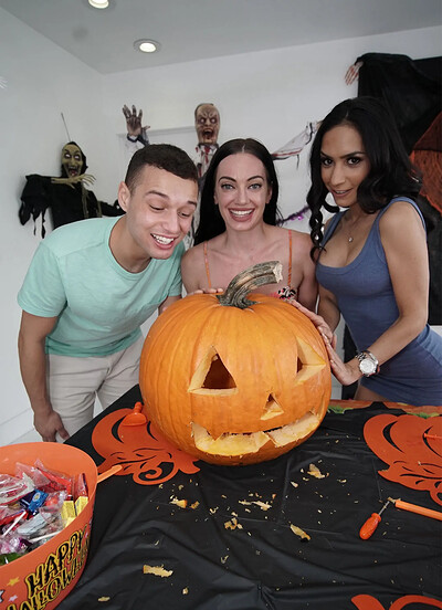 Tia Cyrus in Swalloween Treat from
