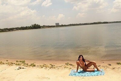 Leticia in Beach sex from