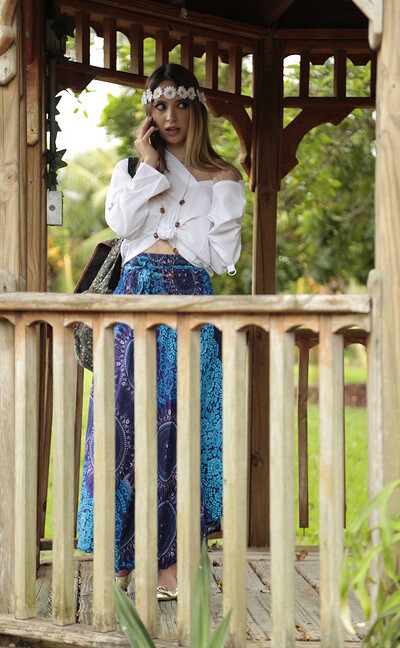 Quinn Wilde in Poon Vibrations from