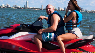 Evelin Stone and Jessie Wylde in Private Island Pussy from