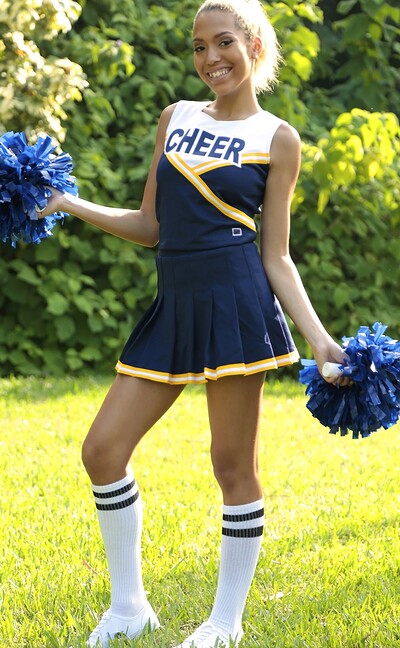 Selena Sosa and Amber Gray in Give Me An Oh from 