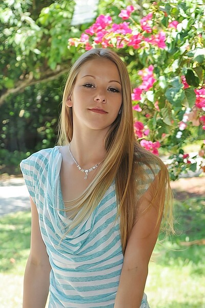 Sydney unbuttoned her shorts, rubbed her wet pussy, and Jmack stuffed her mouth and pussy with his huge cock.