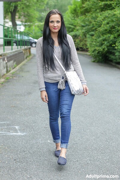 Nicole Love in A Happy Model Is A Good Model from 