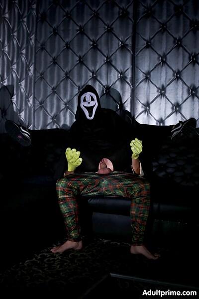 Wendy Moon in Masquerade from 