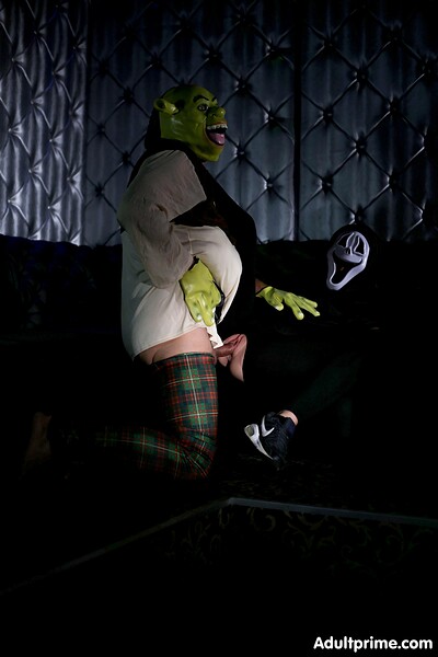 Wendy Moon in Masquerade from 