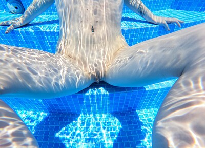 Kate Quinn and Jason Love in Footjob in the pool from 