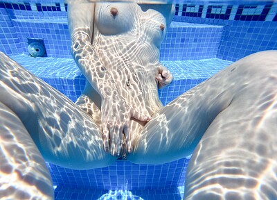 Kate Quinn and Jason Love in Footjob in the pool from 