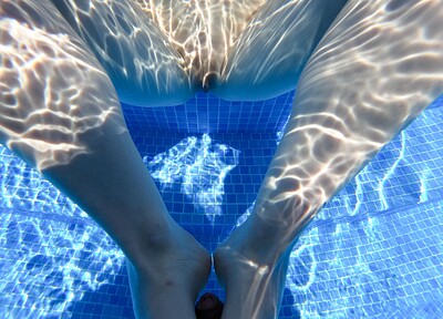 Kate Quinn and Jason Love in Footjob in the pool from 
