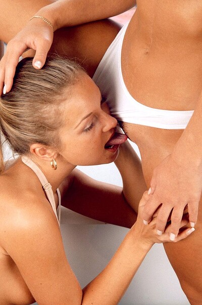 Tereza Fox and Zuzana Sramkova in Wetteens 047 from 