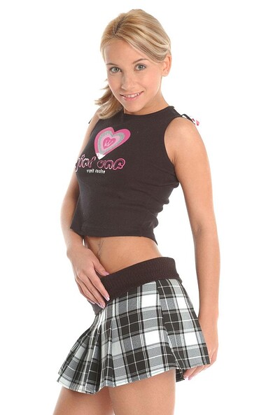 Veronica B in Glamour Teens 040 from 