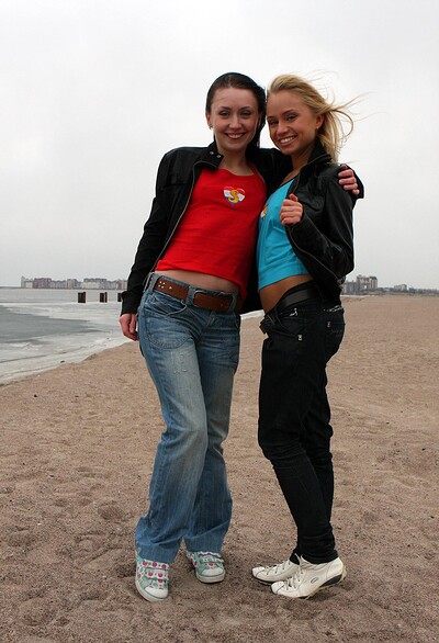 Jessica R and Judy F in Yll 392 from 