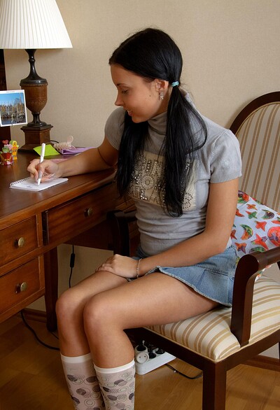 Tammy D in Schoolgirls 200 from 
