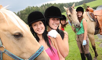 Cora A and Angelica B in Yll 450 from 