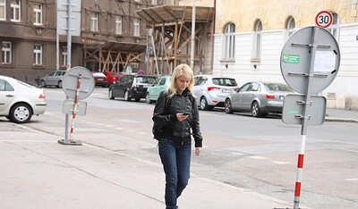 Maaike in Seventeen Special 487 from 