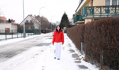 Lara H in Seventeen Special from 