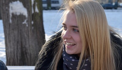 Klara B in Seventeen Special 593 from 