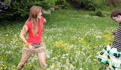 Bella E in Seventeen Special 598 from 