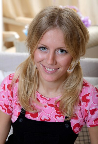 Kelsie in Anal Teens 256 from 