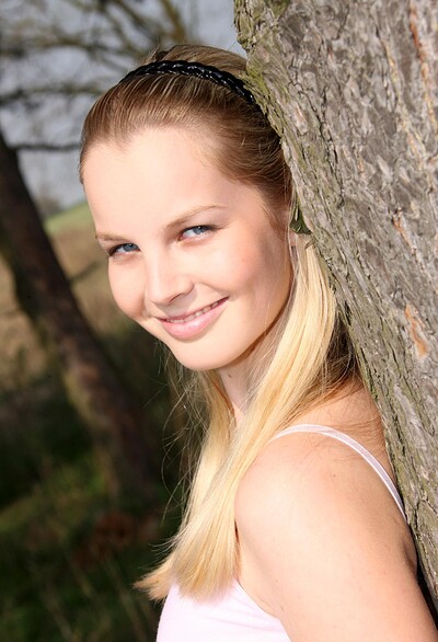 Chanel A in Blondes 271 from 