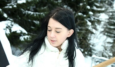 Linda O in Winterspecial 21 from 
