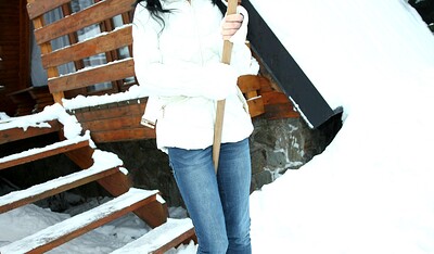 Linda O in Winterspecial 21 from 