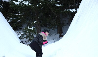 Nicoletta H in Winterspecial 22 from 