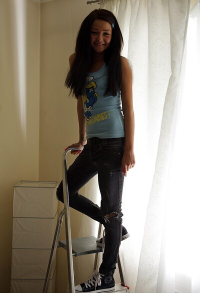 Elena C in Seventeen Special 690 from 