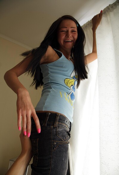 Elena C in Seventeen Special 690 from 