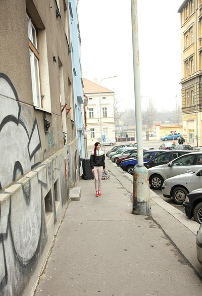 Sarka A in Seventeen Special 717 from 