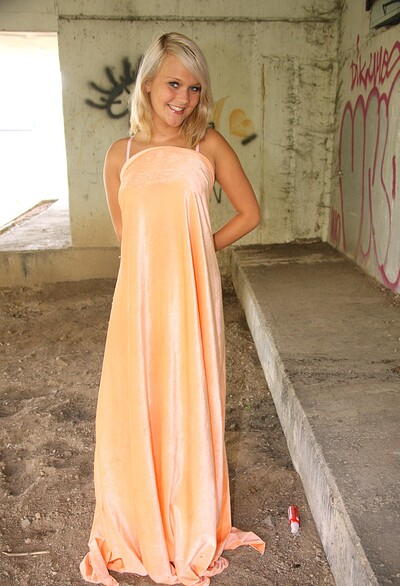 Caroline D in Tfh 301 from 