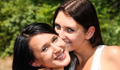 Klaris and Angelica B in Yll 605 from 