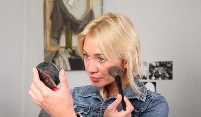 Lindsey B in  from 