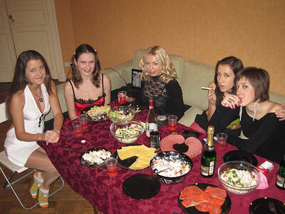 Explicit images of Karen's private parts.