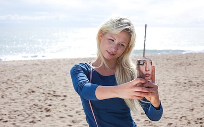 Gabi Gold in  from 
