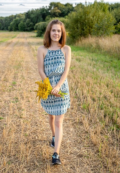 Mette in The simple life from 
