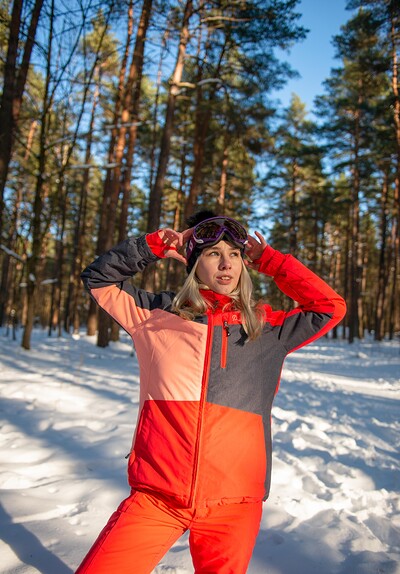 Lil Karla and Alice Reign in Glorious winter day from 