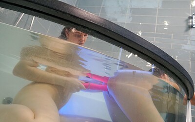 Cinderella and Odell in Underwater love from 